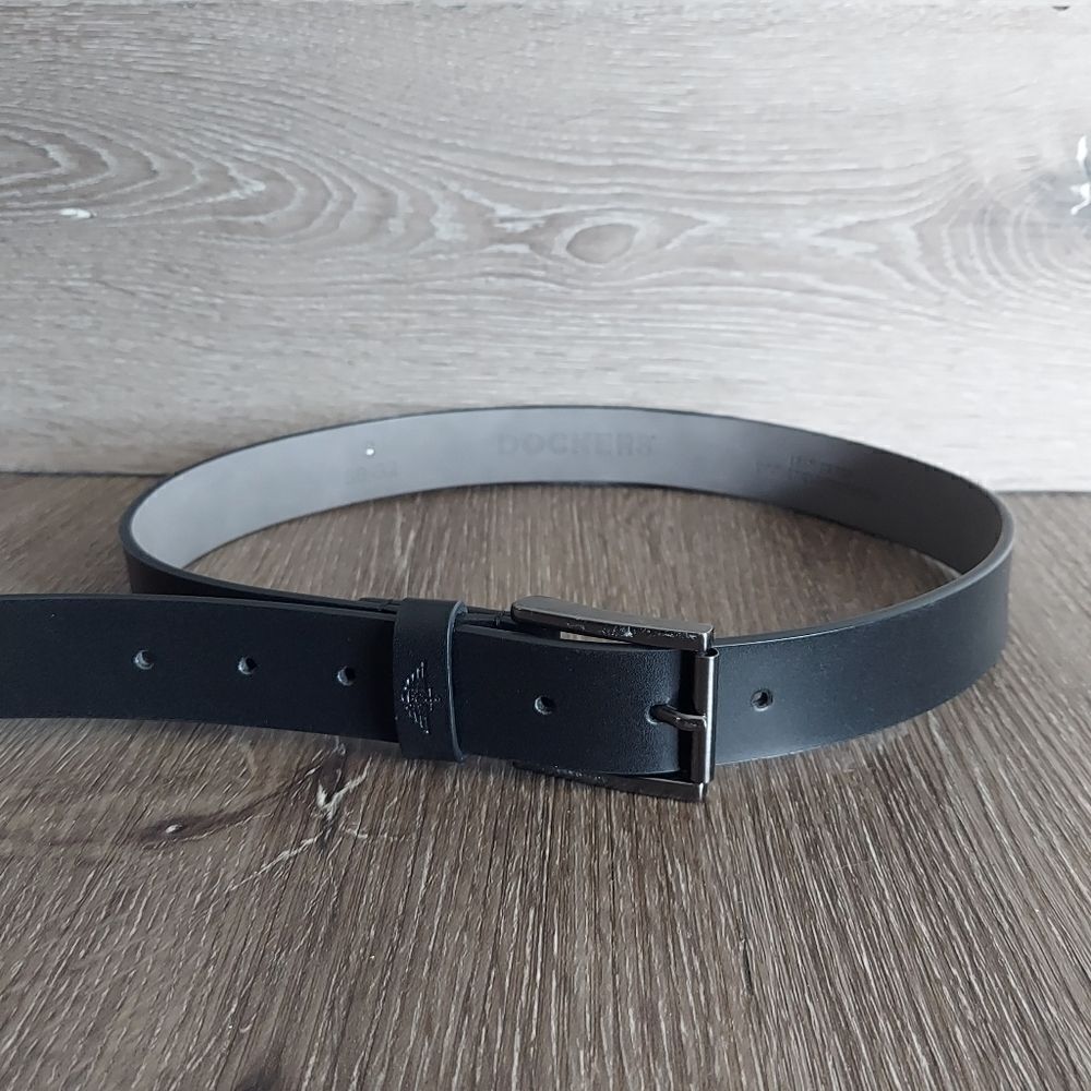 Dockers Black Leather Belt 30-32